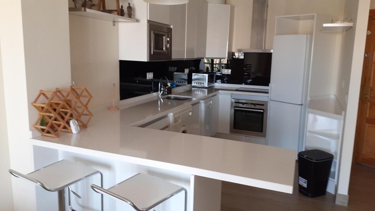 Ferienwohnung Amplio Piso Al Lado De La Playa En Nerja Exterior foto