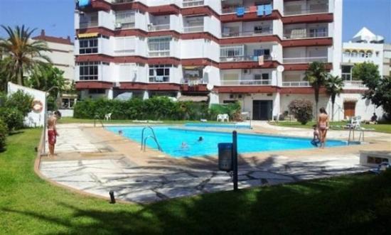 Ferienwohnung Amplio Piso Al Lado De La Playa En Nerja Exterior foto